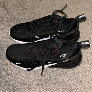 6.5 WMNS Airmax 270